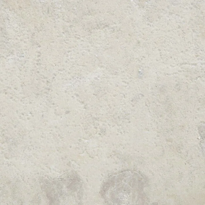 Dalles en pierre naturelle teinte blanche pour intérieur ou extérieur